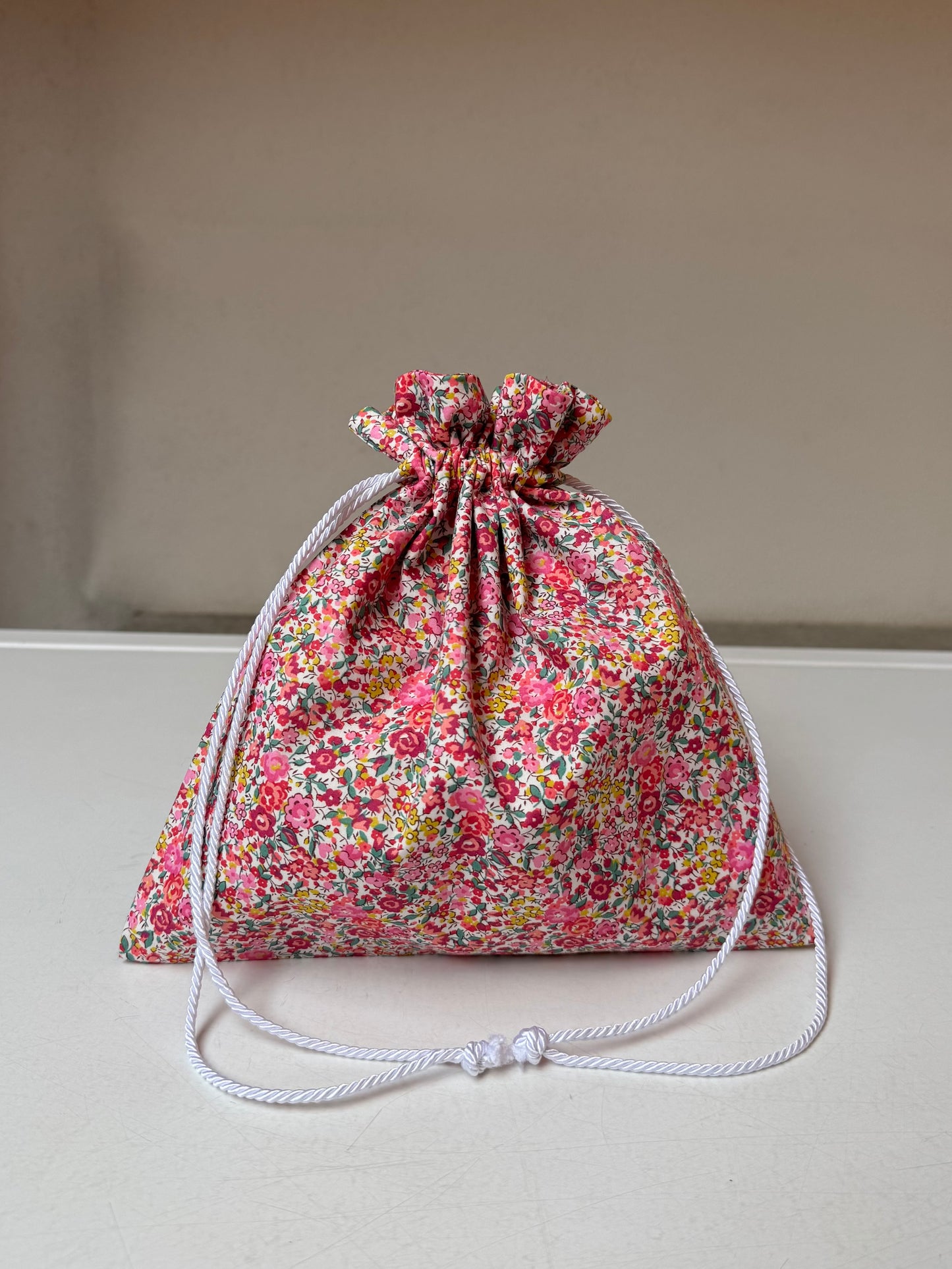 Pouch Isabella 1